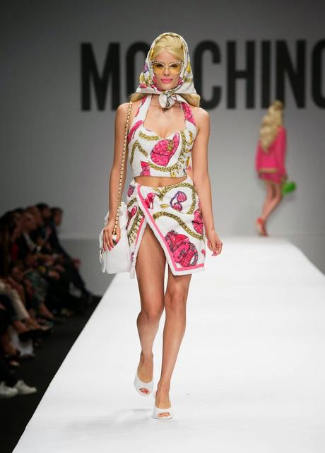 Milano Fashion Week: Moschino SS 2015 Fashion Show