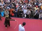 Indonesia, Aceh legge prevede frustate relazione gay. Rafforzata sharia