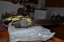 Lato destro di una motosega