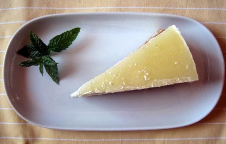 Cheesecake all' ananas con cioccolato bianco e menta - Pineapple cheesecake with white chocolate and mint