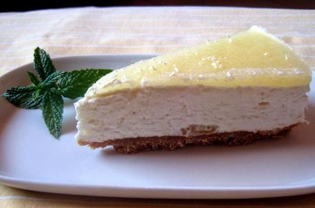 Cheesecake all' ananas con cioccolato bianco e menta - Pineapple cheesecake with white chocolate and mint