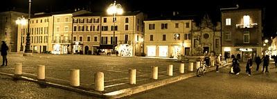 a Fano, di notte