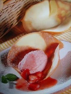 Conchiglie con mousse di fragole.