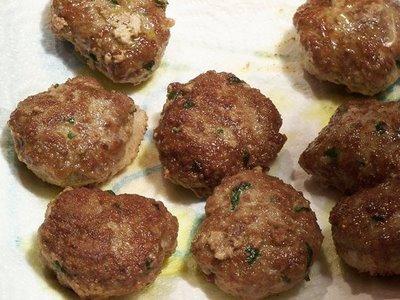 POLPETTEPolpette.. polpette.. polpette!Quant'è bello anch...