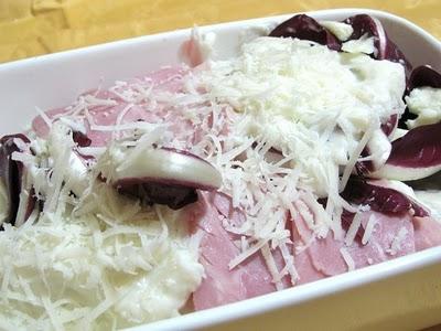 LE TENTAZIONI DELLA PRIMAVERA - RADICCHIO TARDIVO GRATINATO CON PROVOLA E BESCIAMELLA - BAKED RADICCHIO TARDIVO WITH BECHAMEL SAUCE