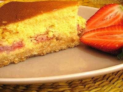 SUI LIBRI - CHEESE CAKE ALLE FRAGOLE -  CREAMY BAKED STRAWBERRY CHEESECAKE