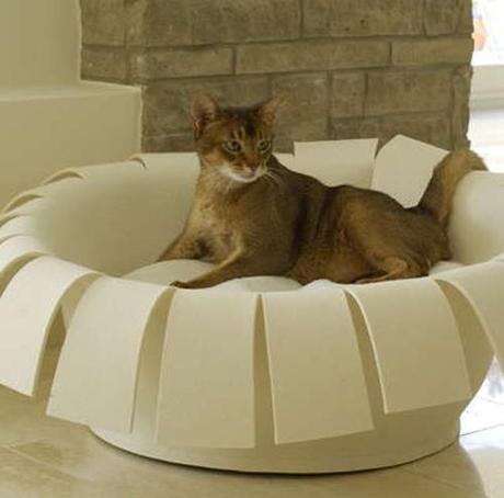 beautiful-and-comfortable-basket-cat-bed-design