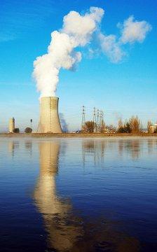 Francia, nuovo incidente nucleare a Tricastin. Edf annuncia anomalie in 19 reattori