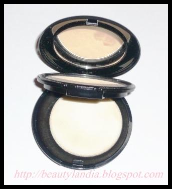Soft Focus Compact Wet & Dry Mineral Foundation KIKO