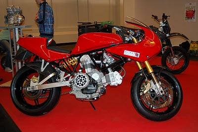 Ducati L 8