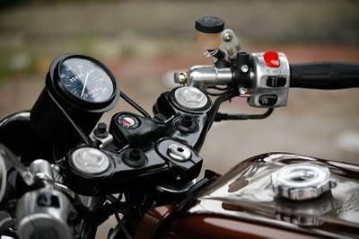 Moto Guzzi 1000SP