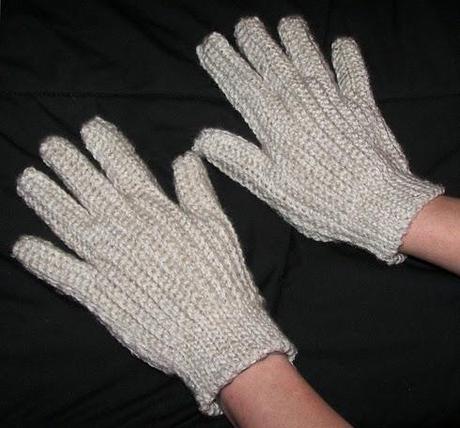 Schema: guanti ad uncinetto