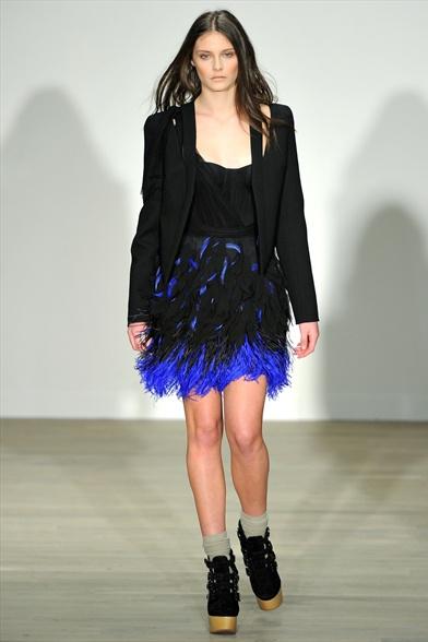 London FW women a/i 2011-2012: Matthew Williamson