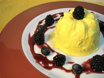 IL CIGNO NERO - QUANDO UN FILM E' UN CAPOLAVORO - BAVARESE CON MORE E MIRTILLI - BAVARESE CREAM WITH BLACKBERRIES AND BLUEBERRIES