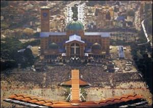 Nel 2010 più di 10 milioni di pellegrini al Santuario di Aparecida in Brasile
