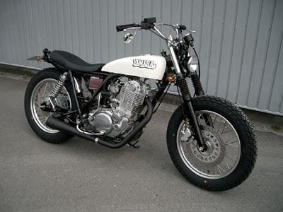 Yamaha SR 400