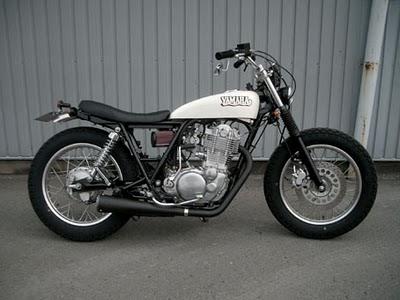 Yamaha SR 400