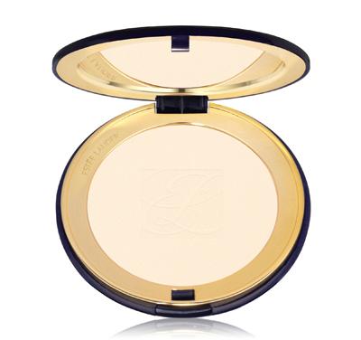 double wear stay-in-place powder makeup spf 10 della double wear collection di estèe lauder 1