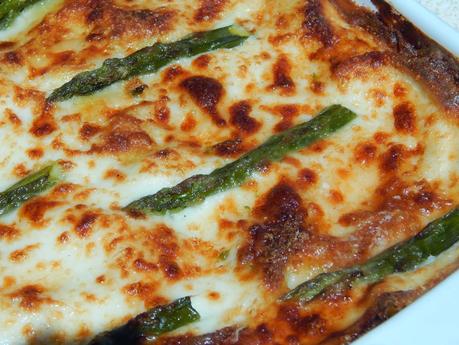 Lasagne agli asparagi, prosciutto di parma e salsa mornay