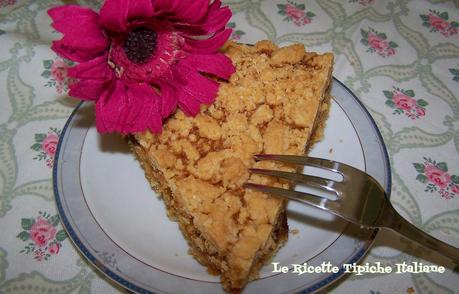 Sbrisolona con marmellata