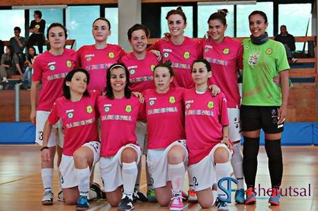 Sinnai, vincitore della Supercoppa di calcio a 5 femminile 2013. Le squadre sarde nel campionato 2014-2015 giocheranno ancora nel giorone A