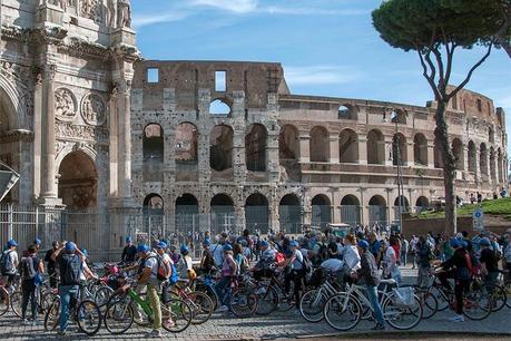 In bici a Roma