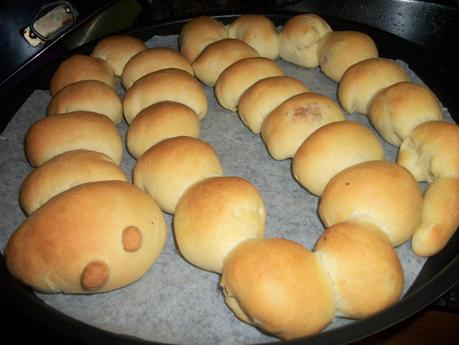 Rose di wurstel e zucchine.