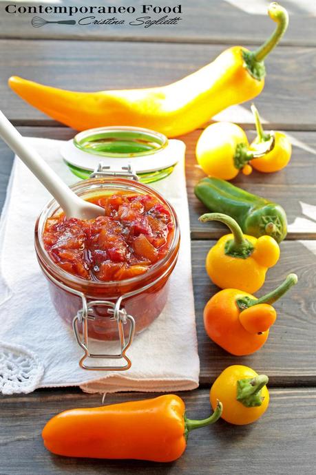 condimento ai peperoni 2 contemporaneo food Salsa di peperoni  una quasi marmellata per un sodalizio di fine stagione giappo country 