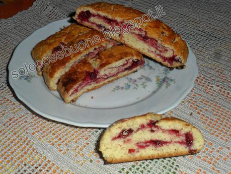 Biscotti  di frolla all'olio  con marmellata