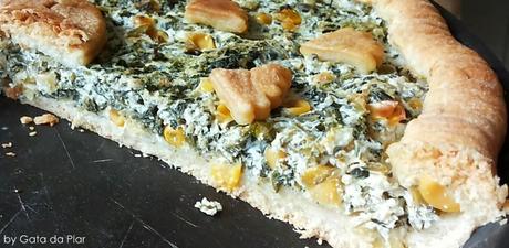 CROSTATA SALATA CON CICORIA E MAIS