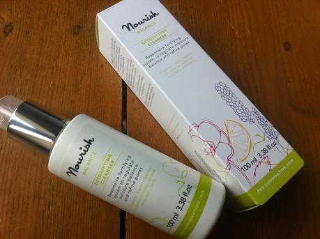 Nourish DETOXIFYNG detergente naturale