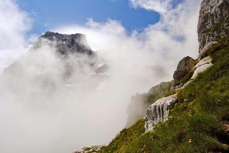 Toglietemi tutto ma non il sorriso ovvero pensieri sparsi salendo il Gran Sasso.