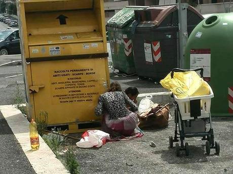 Quindici foto dei cassonetti gialli per il vostro calendario 2015. Dodici mesi più tre foto di riserva, quali scegliamo?