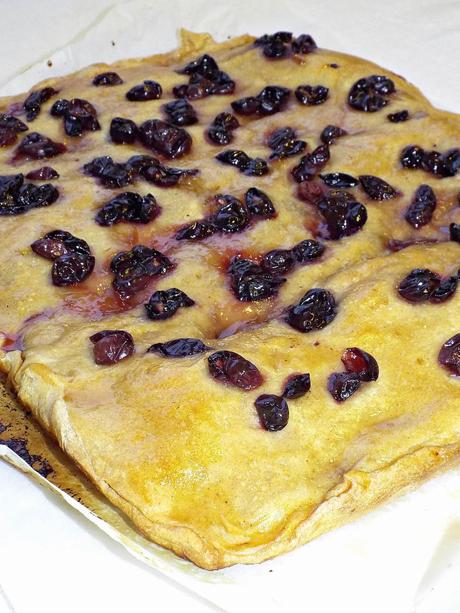 Schiacciata all'uva fragola a lievitazione naturale