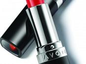 Rossetto Colore Semprevivo BOLD AVON, splendore tenuta labbra baciare!