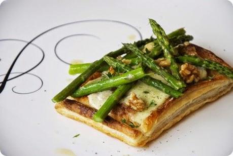 Sfogliatine danesi con asparagi