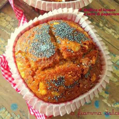 Muffin limone e semi di papavero vegan