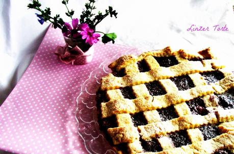 La Linzer Torte e la ciccia scorre come il bel Danubio blu