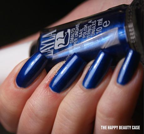 Sapphire Nails for #naillinkup - Layla 104