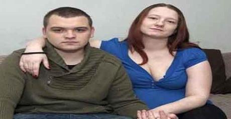 Subisce abusi da genitori adottivi gay, gli assistenti sociali non lo aiutano