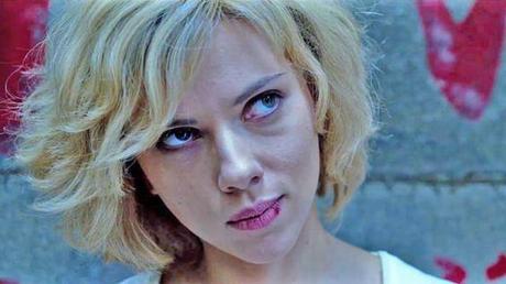 Lucy-di-Luc-Besson-Recensione-scarlet-johansson