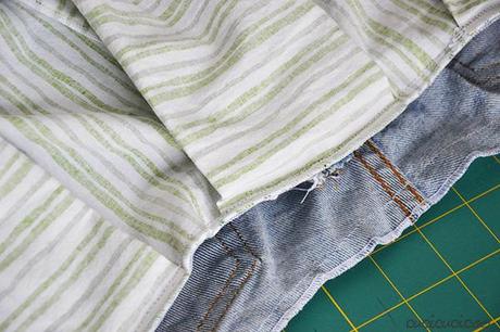 Refashion Tutorial: Make a box pleated skirt from jeans and sheets