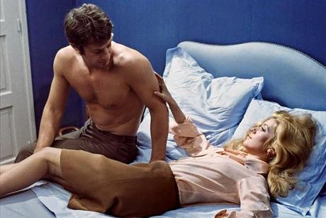 “La mia droga si chiama Julie” di François Truffaut: una tormentata storia d’amore per due grandi icone del cinema francese.