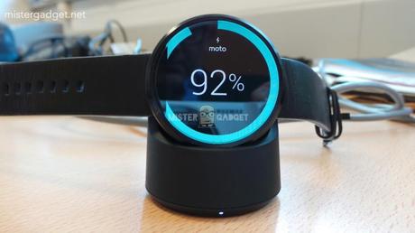 Moto360_1