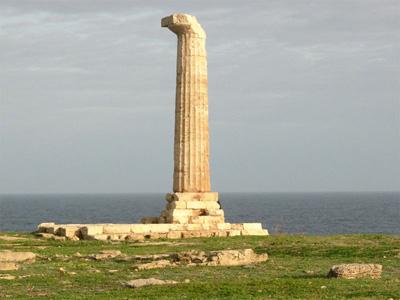 Area archeologica Capo Colonna: una nuova pavimentazione?