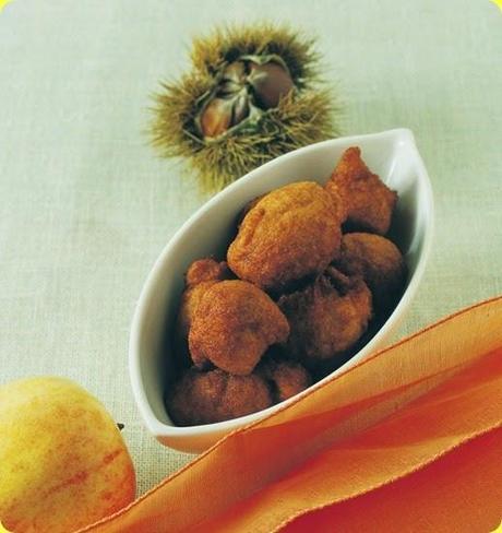 Frittelle di farina di castagne con le mele