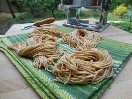 Pasta tumminia con pesto rosso al finocchietto (16)b