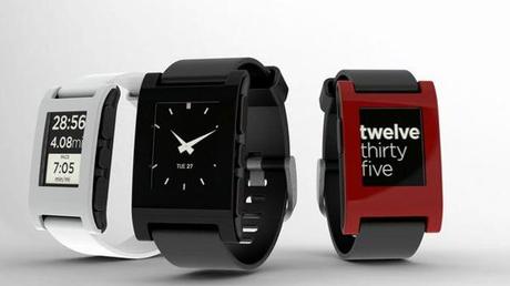 Gli smartwatch Pebble si aggiornano e costano meno