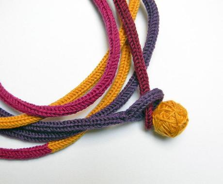 necklaces-yarn-knit