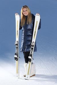 E’ nata la nuova tecnologia HEAD dedicata alla donna che rende lo sci più leggero, più equilibrato e divertente grazie al Graphene! Head_ski 1 Lindsey Vonn